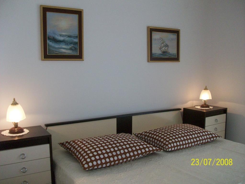 Apartments Lada 1217 Premantura Kültér fotó